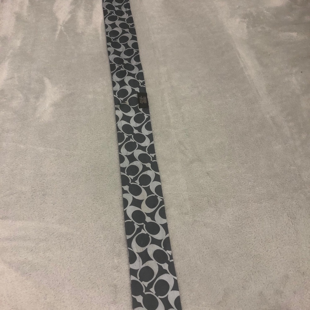 Coach Silk Ribbon - Picture 3 of 4
